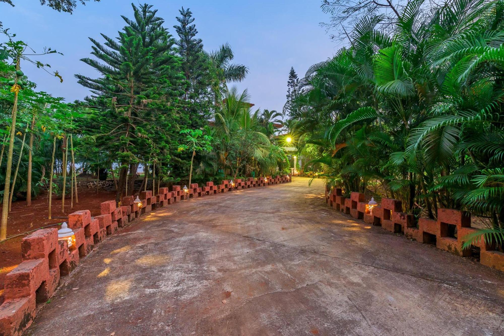 Saffronstays Sea La Vie Danda Exterior foto